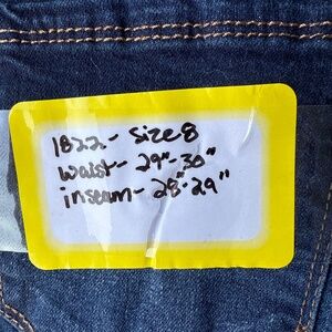 1822 - Straight Leg Stretch - Size 8